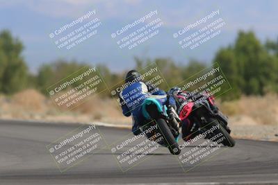 media/Oct-30-2022-CVMA (Sun) [[fb421c3cec]]/Race 6 500 Supersport-350 Supersport/